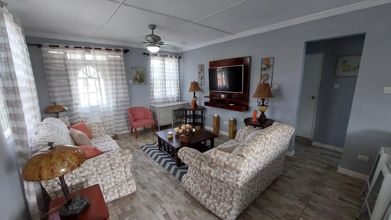 Carmen Apartment Bridgetown